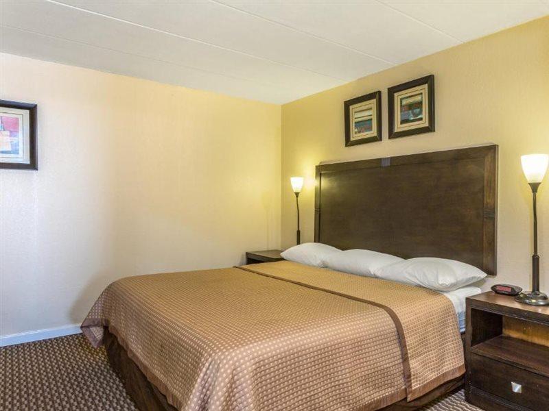 Travelodge By Wyndham Suites Virginia Beach Oceanfront Exteriör bild