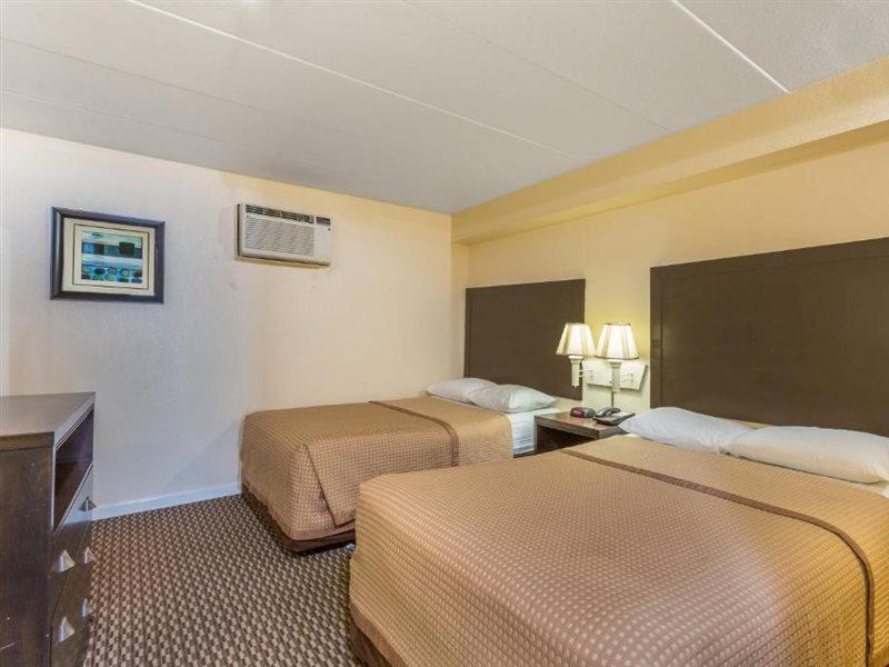 Travelodge By Wyndham Suites Virginia Beach Oceanfront Exteriör bild