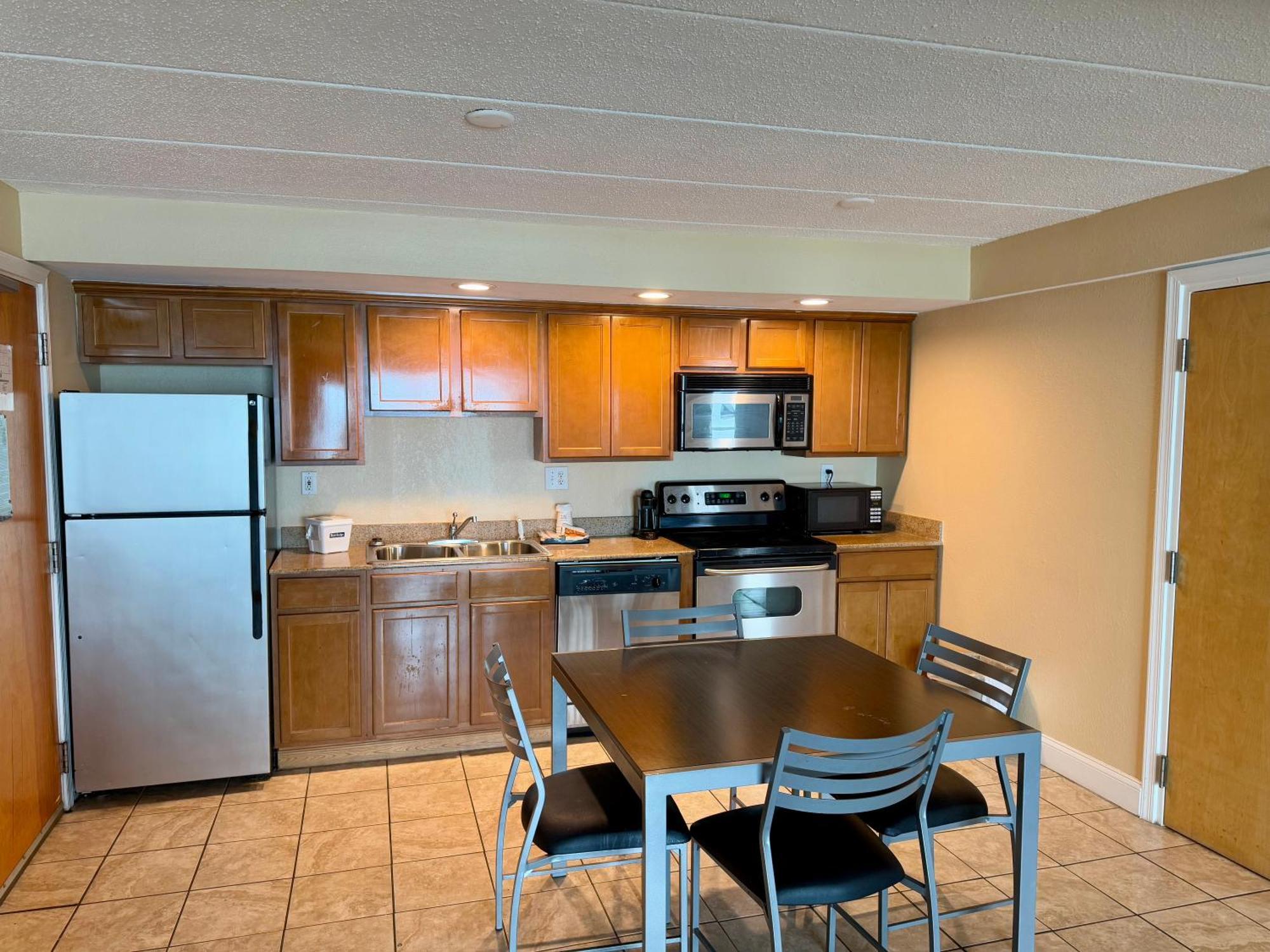 Travelodge By Wyndham Suites Virginia Beach Oceanfront Exteriör bild
